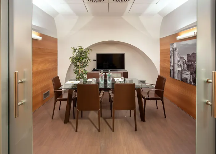 Cosmopolita Colosseum, Tapestry Collection By Hilton Roma